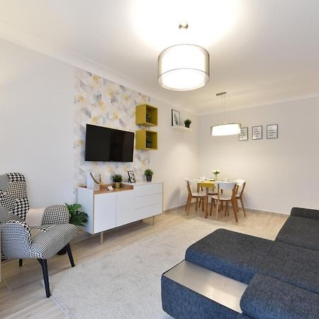 Kiralykut 1 Apartman - Ingyen Parkolas, Bicajok, Ac Székesfehérvár Εξωτερικό φωτογραφία