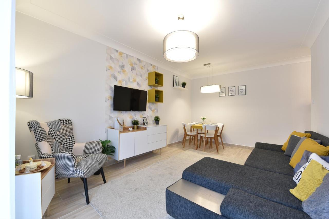 Kiralykut 1 Apartman - Ingyen Parkolas, Bicajok, Ac Székesfehérvár Εξωτερικό φωτογραφία
