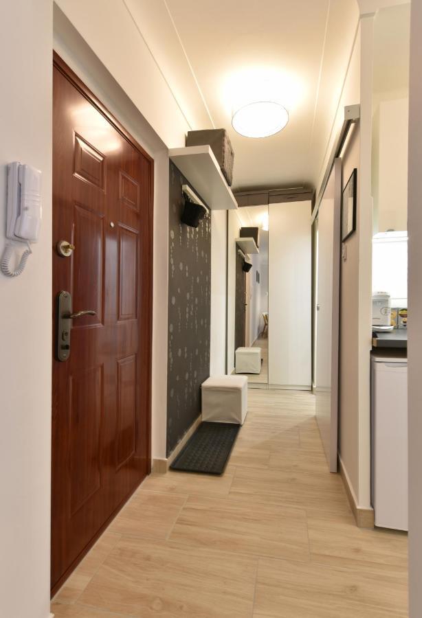 Kiralykut 1 Apartman - Ingyen Parkolas, Bicajok, Ac Székesfehérvár Εξωτερικό φωτογραφία